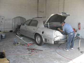 lincoln prepping auto body paint collision